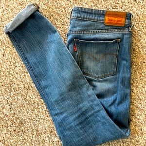 Levi’s blue jeans
